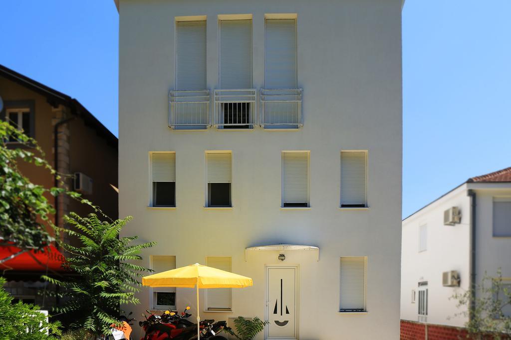 Apartments Riverside Herceg Novi Exterior foto
