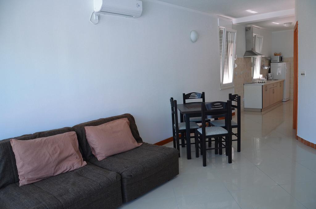 Apartments Riverside Herceg Novi Habitación foto