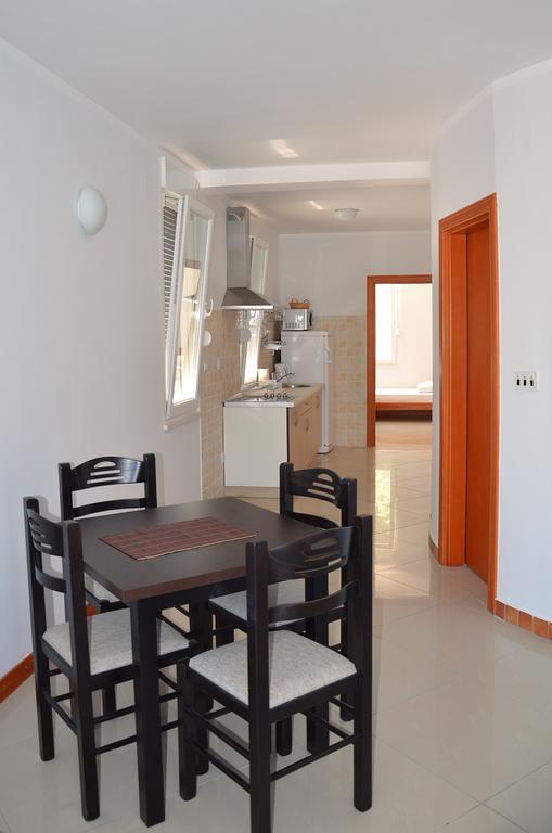 Apartments Riverside Herceg Novi Habitación foto